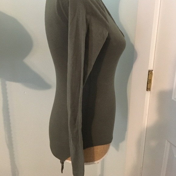 Hollister Green Bodysuit - Picture 3 of 6